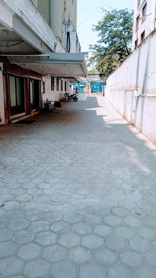 Lodge Ranjit Residency *