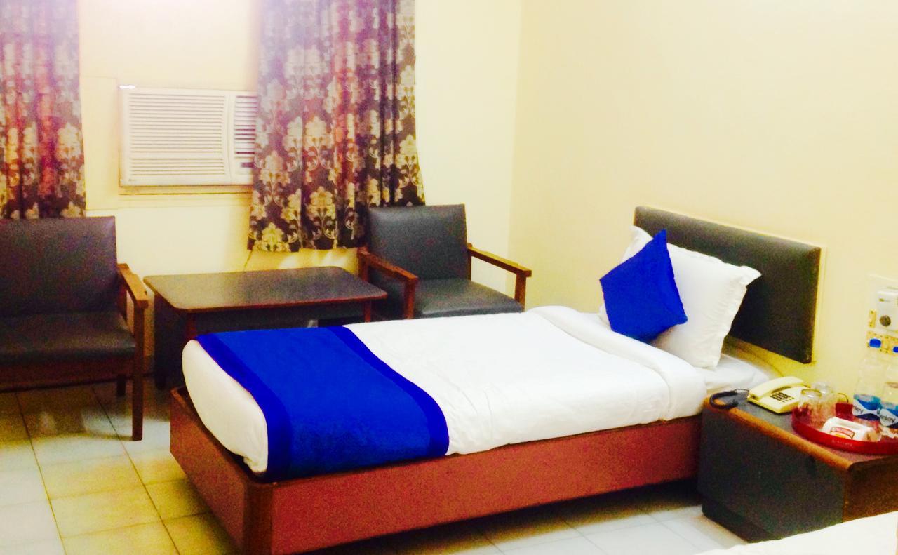 Lodge Ranjit Residency *